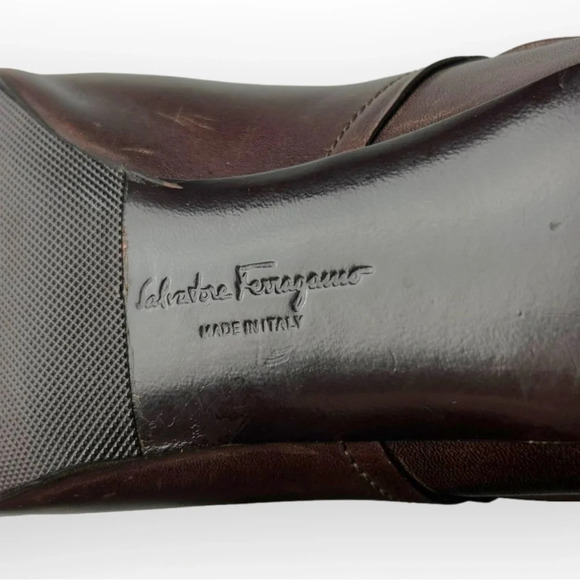 Salvatore Ferragamo Thio Ankle Booties in Chocolate Brown Leather 8.5 - Picture 14 of 16